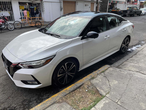 Nissan Sentra Sr Bitono Cvt 2020