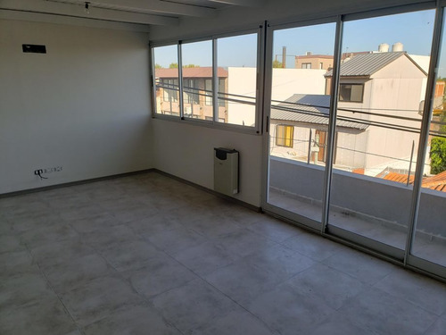 Imagen 3 de 11 de Departamento En Venta En Quilmes