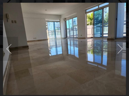Apartamento En Venta En Urbanizacion Real