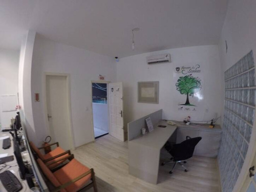 Casa Coqueiros, 5 Dormitórios, 3 Wc, 4 Vagas De Garagem - 2817