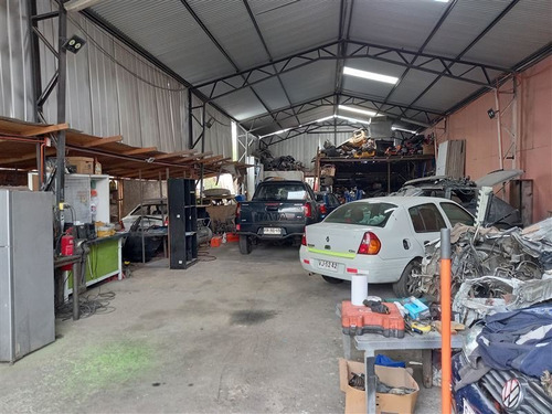 Imagen 3 de 6 de Galpón En Venta En El Bosque