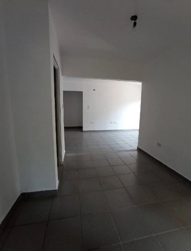 Imagen 6 de 13 de Apartamento En Res. Montemayor, Foa-1454