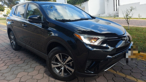Imagen 4 de 15 de Toyota Rav 4 Xle 4wd 2017