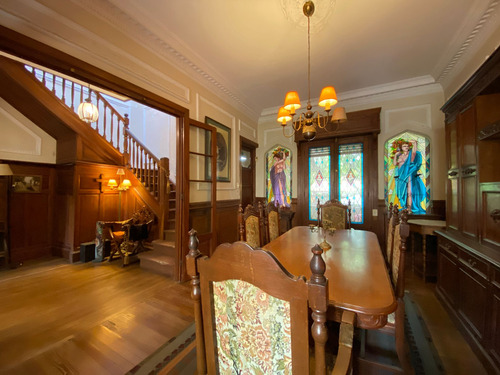 Venta Casa Estilo 4 Dormitorios Jardin Pocitos