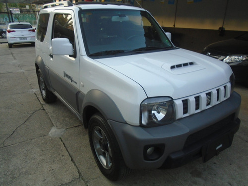 Imagem 2 de 7 de Suzuki Jimny Ano 2014 Cor Branco 4x4 Sun +teto 35.000km Novo
