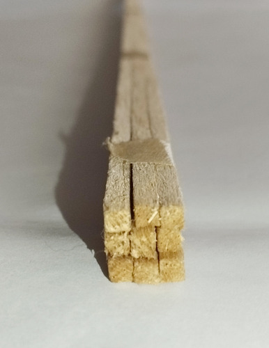 9 Varillas, Palitos Cuadrados Madera Balsa 3mm, Maqueta.