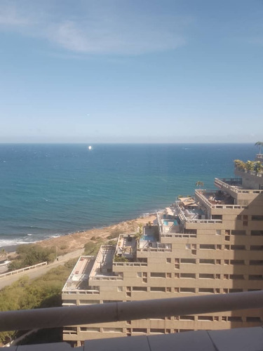 Apartamento Los Delfines Playa Grande La Guiara