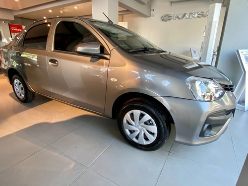 Toyota Etios 1.5 Sedan X 4 Puertas