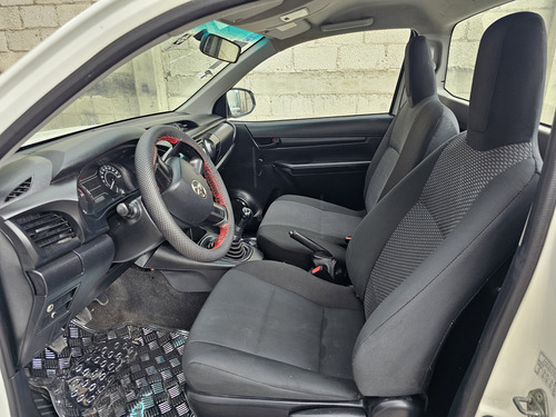 Toyota Hilux 2.7 Chasis Cabina Mt