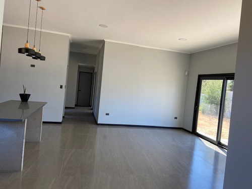 Moderna Casa Nueva En Algarrobo