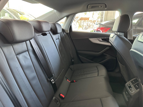 Audi A4 2.0 40 Tfsi Front