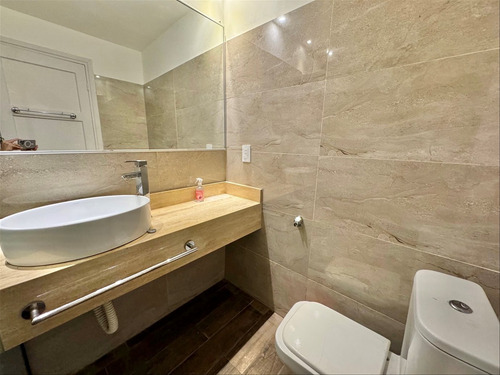 Espectacular Venta De Casa De 1 Dormitorio + Garaje