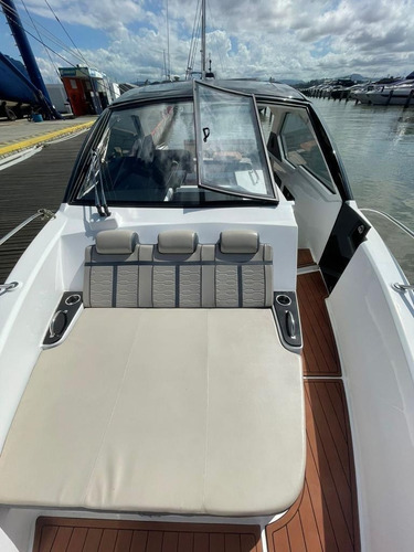Imagem 9 de 14 de Focker 377 2020 2 X Mercruiser 300 Hp 160 Hrs. Gas.