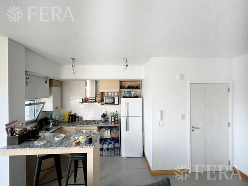 Imagen 4 de 16 de Venta De Departamento 2 Ambientes Con Cochera En Quilmes (29814)