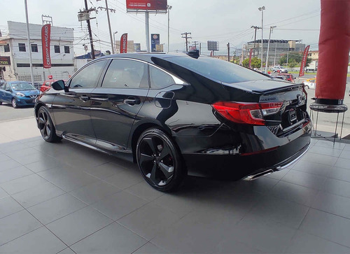 Imagen 3 de 15 de Honda Accord 2018 4p Touring Sedán L4/2.0/t Aut