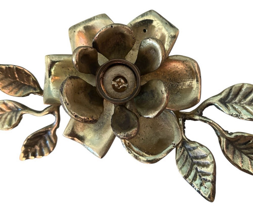 Flor Decorativa Bronce Dorado (Usado)