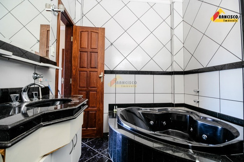 Imagem 16 de 28 de Casa À Venda, 6 Quartos, 1 Suíte, 3 Vagas, Manoel Valinhas - Divinópolis/mg - 46800
