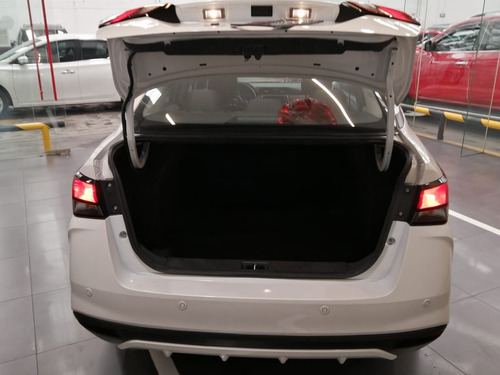 Imagen 5 de 9 de Nissan Versa 2020 1.6 Sense At