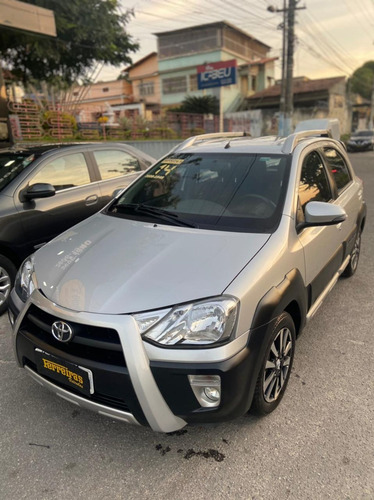Imagem 1 de 9 de Toyota Etios Cross 1.5 2013/2014