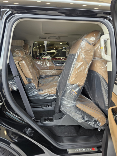 Infiniti QX80 3.5 V6 Sensory 8 Pasajeros