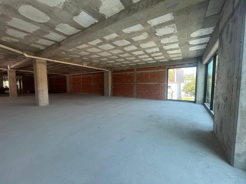 Oficina En Renta - Lomas Virreyes - 352m2 - Piso 1