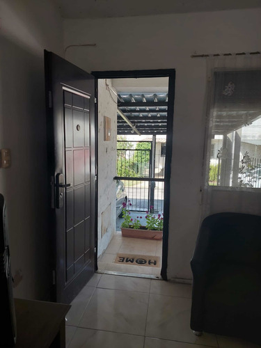 Imagen 5 de 13 de Vivienda En Complejo L22