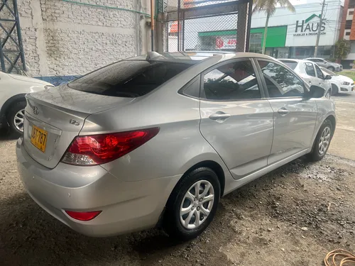 Hyundai Accent 1.4l 4 p