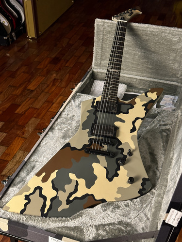 Guitarra Esp Ltd Snakebyte Camo - Kuiu Camo Satin