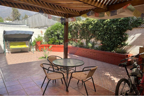 Hermosa Casa En Condominio Tranquilo Y Seguro