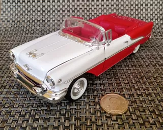 Oldsmobile 1955 Super 88 Convertible Welly Escala 1 / 24