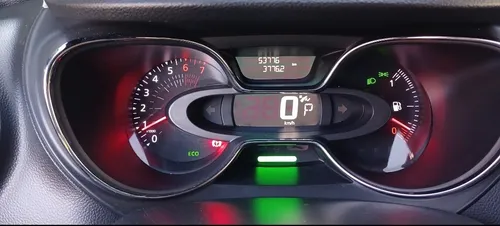 Renault Captur 2.0 Intens Automática