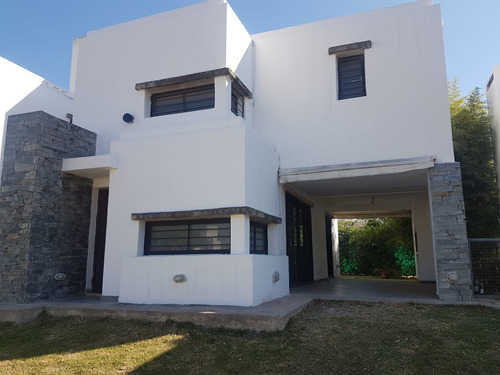 Apto Credito Villa Allende Housing Duplex Tres Dormitorios