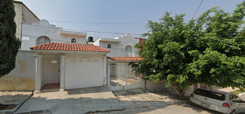 Casa En Remate Bancario En C. Obsidiana, Joyas Del Oriente, Tuxla Gutierrez, Chiapas (60% Descuento, Única Oportunidad, Sólo Pago De Contado En 2 Cuotas) ¡gran Oportunidad De Inversión! - Sk12