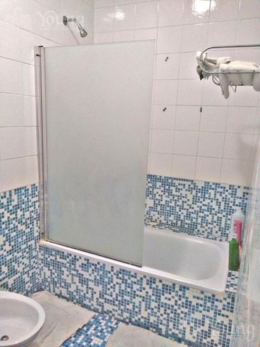 Piso De 4 Ambientes , Con Cochera En Quilmes.