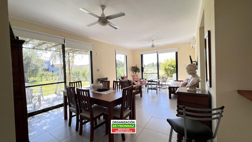 Casa En Venta Barrio Los Bretes Colón