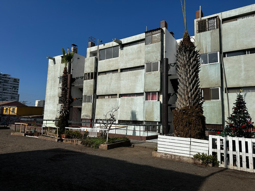 Sector Centro Norte- Avda Iquique 4200 - Departamento 2 Dorm