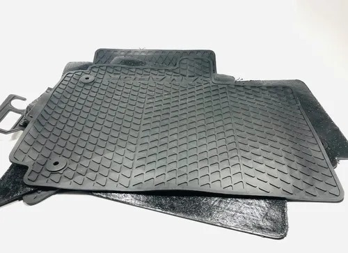 Imagen 6 de 6 de Alfombra De Goma Para Volkswagen Amarok