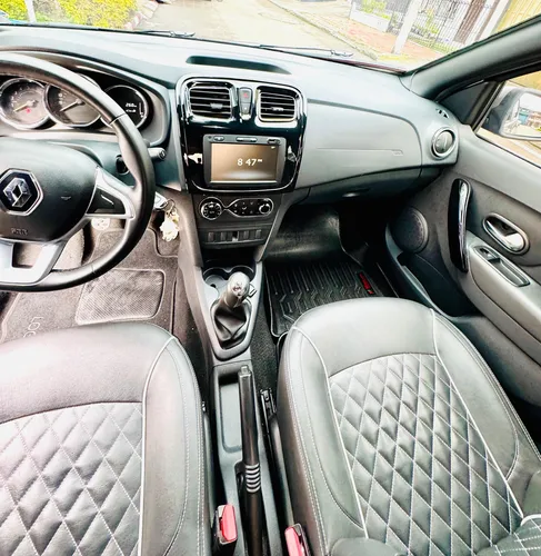 Renault Logan 1.6 Privilege / Intens