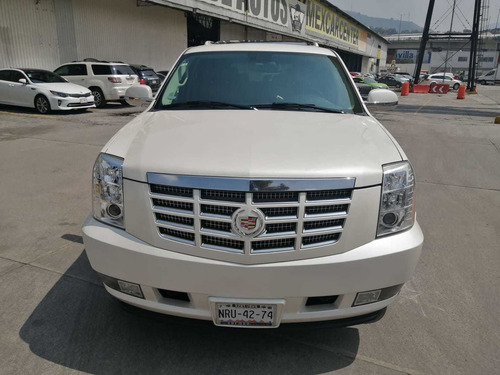 Imagen 2 de 12 de Cadillac Escalade Platinun Corta