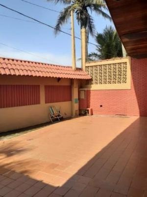 Imagem 3 de 14 de Casa Frente Ao Mar, Com 3 Dormitórios Em Itanhaém. | 6152-pc