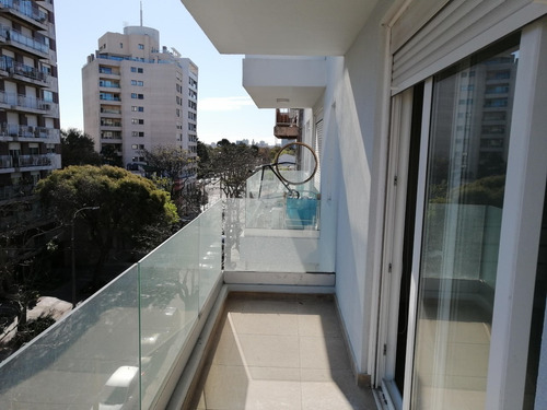 Imagen 13 de 14 de Venta Apto. 2 Dormitorios Punta Carretas