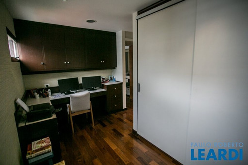 Imagem 12 de 15 de Apartamento - Aclimação - Sp - 628220