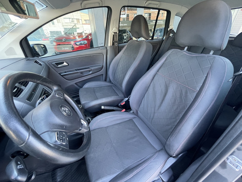 Volkswagen Suran 1.6 Highline 101cv