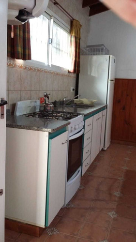 Imagen 5 de 14 de Casa De 3 Ambientes, Parrilla Cable, Internet Y Gas Natural.