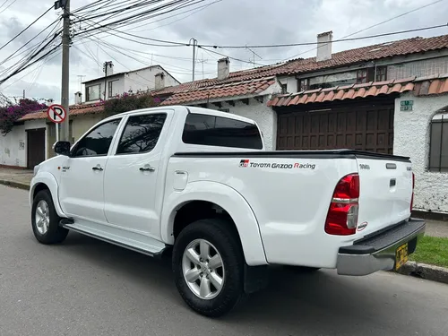 Toyota Hilux 2.5 Mt Diesel 4x2