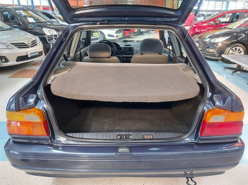 Imagem 12 de 15 de Ford Escort 1.6 I Glx 8v