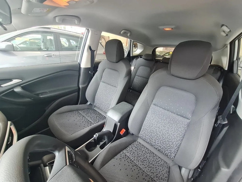 Imagen 24 de 25 de Chevrolet Tracker 1.2 At Contado Forestcar Balbin (a.l) #5