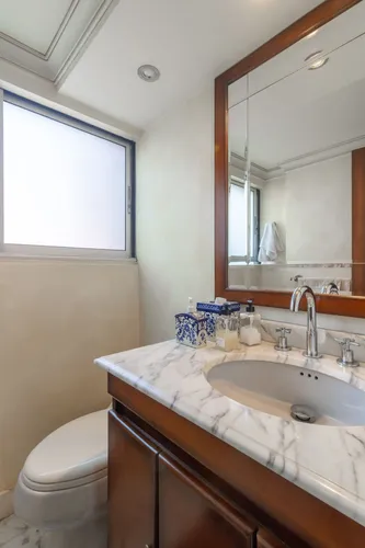 Apartamento En Venta En Los Rosales. Cod V14466