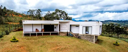 Pavas, 2.300 M2, Finca En Venta