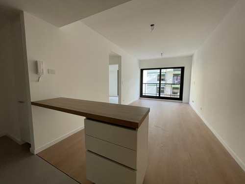 Imagen 14 de 25 de Departamento - Villa Crespo - 2 Ambientes - Cochera - A Estrenar - Palmera Crespo